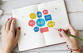 Compliance-gerechtes Übersetzen mit KI-gestützter Lösunng Compliance-gerechtes Übersetzen mit KI-gestützter Lösung